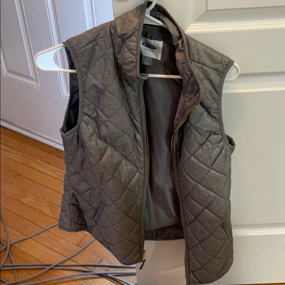 Quilted lightweight vest